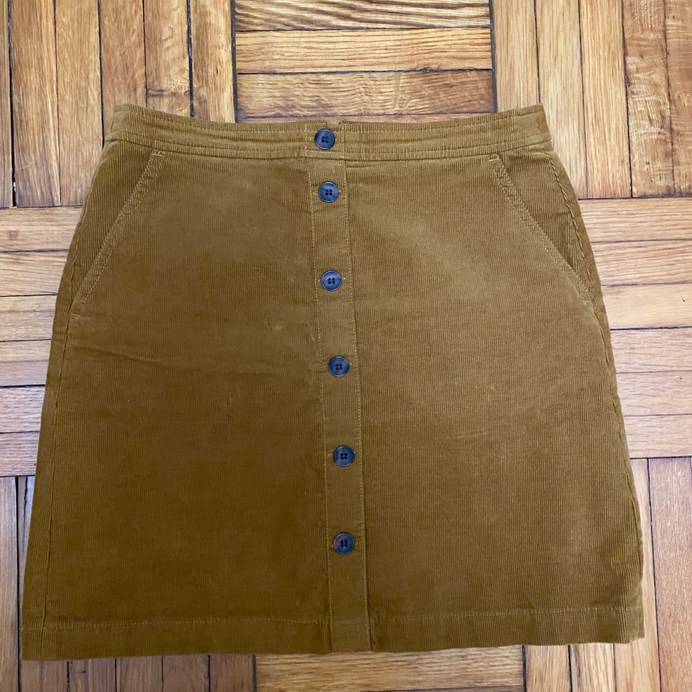 J.Crew corduroy skirt. Camel color. Size 4